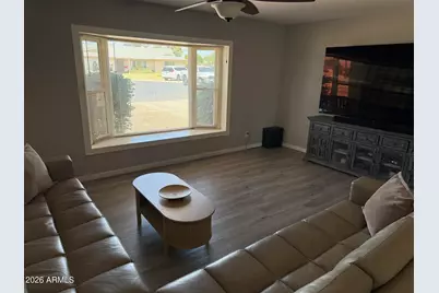 3727 W Banff Lane, Phoenix, AZ 85053 - Photo 4