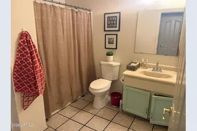 3727 W Banff Lane, Phoenix, AZ 85053 - Photo 10