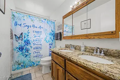 4224 W North Lane, Phoenix, AZ 85051 - Photo 18
