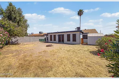 4224 W North Lane, Phoenix, AZ 85051 - Photo 26