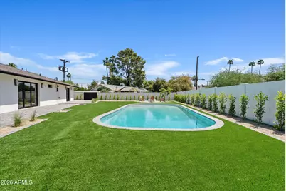 1413 W Frier Drive, Phoenix, AZ 85021 - Photo 32