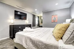 7625 E Camelback Rd, Scottsdale, AZ 85251 - Photo 20