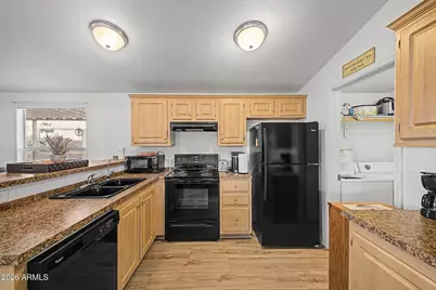 834 S Meridian Road #46, Apache Junction, AZ 85120 - Photo 14