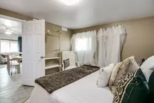 830 E Maryland Ave, Phoenix, AZ 85014 - Photo 12