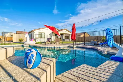 5562 N 198th Avenue, Litchfield Park, AZ 85340 - Photo 2