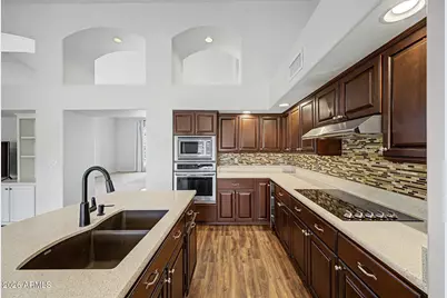 21805 N 61st Avenue, Glendale, AZ 85310 - Photo 2
