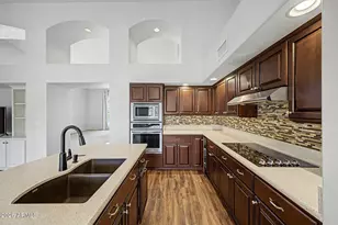 21805 N 61st Ave, Glendale, AZ 85310 - Photo 2