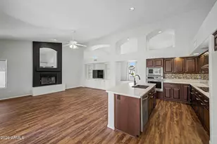 21805 N 61st Ave, Glendale, AZ 85310 - Photo 10