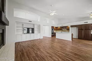 21805 N 61st Ave, Glendale, AZ 85310 - Photo 12
