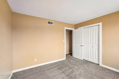 1902 W Topeka Drive, Phoenix, AZ 85027 - Photo 22
