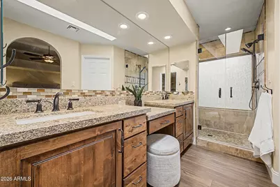 11434 N 40th Court, Phoenix, AZ 85028 - Photo 16