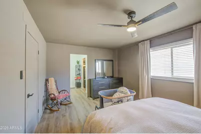 2048 W Joan De Arc Avenue, Phoenix, AZ 85029 - Photo 18