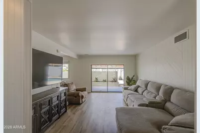 2048 W Joan De Arc Avenue, Phoenix, AZ 85029 - Photo 6