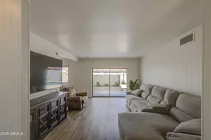2048 W Joan De Arc Ave, Phoenix, AZ 85029 - Photo 6