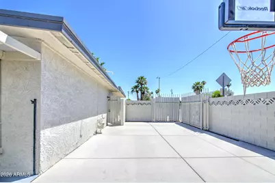 2048 W Joan De Arc Avenue, Phoenix, AZ 85029 - Photo 38