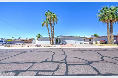 2048 W Joan De Arc Avenue, Phoenix, AZ 85029 - Photo 4