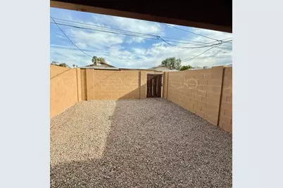 1510 E 26th Lane #Apt 2, Apache Junction, AZ 85119 - Photo 2