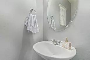7919 S 8th Way, Phoenix, AZ 85042 - Photo 20