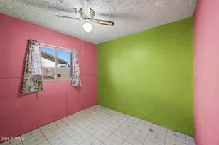 7812 W Clarendon Ave, Phoenix, AZ 85033 - Photo 24