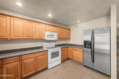 7812 W Clarendon Avenue, Phoenix, AZ 85033 - Photo 14