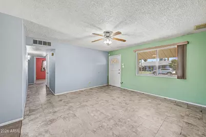 7812 W Clarendon Avenue, Phoenix, AZ 85033 - Photo 10