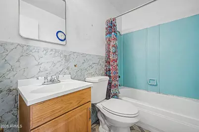 7812 W Clarendon Avenue, Phoenix, AZ 85033 - Photo 28
