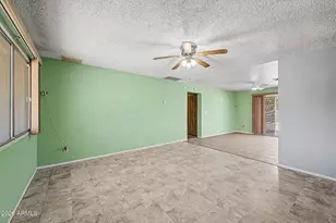 7812 W Clarendon Ave, Phoenix, AZ 85033 - Photo 8