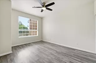 1633 E Lakeside Dr, Gilbert, AZ 85234 - Photo 10