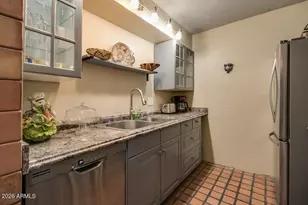 7625 E Camelback Rd, Scottsdale, AZ 85251 - Photo 14