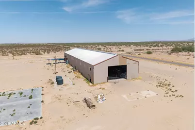 4975 W Pretzer Road, Eloy, AZ 85131 - Photo 2