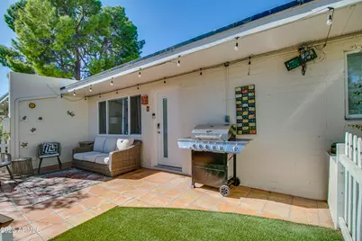 3511 E Montecito Avenue #Apt 3, Phoenix, AZ 85018 - Photo 2