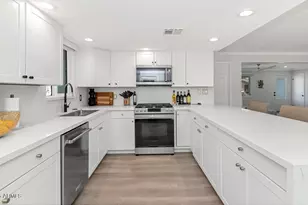 8225 E Jackrabbit Rd, Scottsdale, AZ 85250 - Photo 10