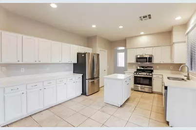 9243 W Salter Drive, Peoria, AZ 85382 - Photo 16