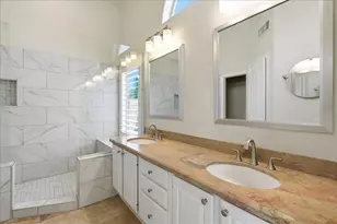 2207 E Tahitian Way, Gilbert, AZ - Photo 12