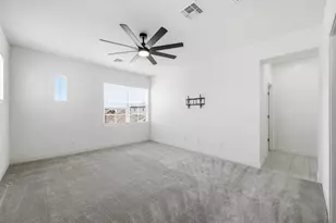 2452 E Lovebird Ln, Gilbert, AZ 85297 - Photo 8