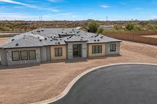 25646 N 114th Dr, Peoria, AZ 85383 - Photo 2