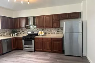 1111 E Turney Ave, Phoenix, AZ 85014 - Photo 2
