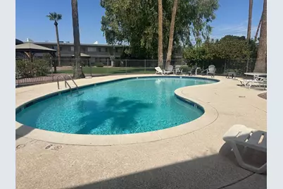 1111 E Turney Avenue #Unit 18, Phoenix, AZ 85014 - Photo 12