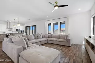 822 E Hopi Trail, Phoenix, AZ 85042 - Photo 22