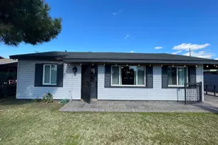 3536 E Oak St, Phoenix, AZ 85008 - Photo 1