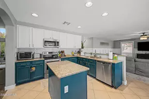 2223 E Torrey Pines Pl, Chandler, AZ 85249 - Photo 12