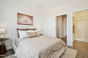 8142 N 80th Ln, Peoria, AZ 85345 - Photo 18
