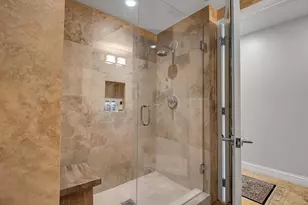 7127 E Rancho Vista Dr, Scottsdale, AZ 85251 - Photo 36