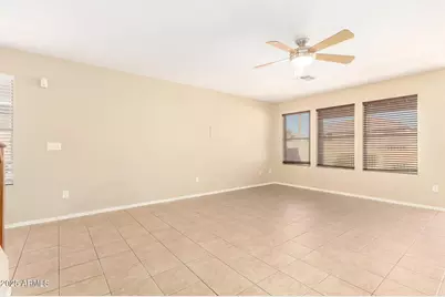 1310 E Beth Drive, Phoenix, AZ 85042 - Photo 12