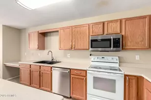 1310 E Beth Dr, Phoenix, AZ 85042 - Photo 18