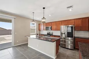 17851 W Daley Ln, Surprise, AZ 85387 - Photo 10