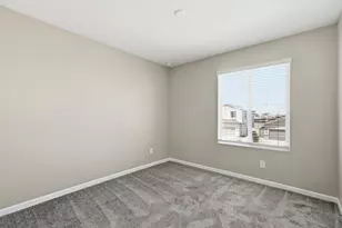 17851 W Daley Ln, Surprise, AZ 85387 - Photo 28
