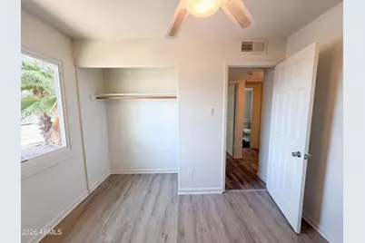 3265 W Mauna Loa Lane, Phoenix, AZ 85053 - Photo 8