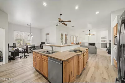 23211 N 90th Avenue, Peoria, AZ 85383 - Photo 8
