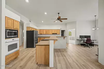 23211 N 90th Avenue, Peoria, AZ 85383 - Photo 6